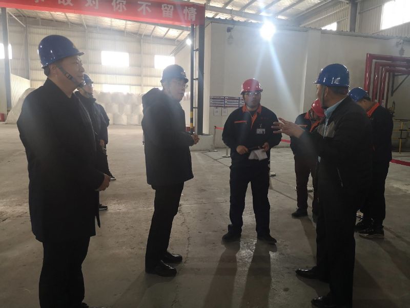 Leaders of Weifang Emergency Management Bureau went to Longgang silicon company to guide the work of dual prevention system